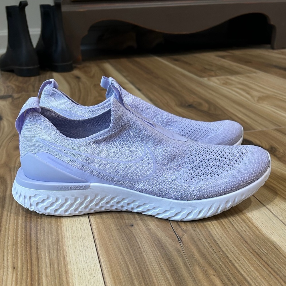 Nike Epic Phantom